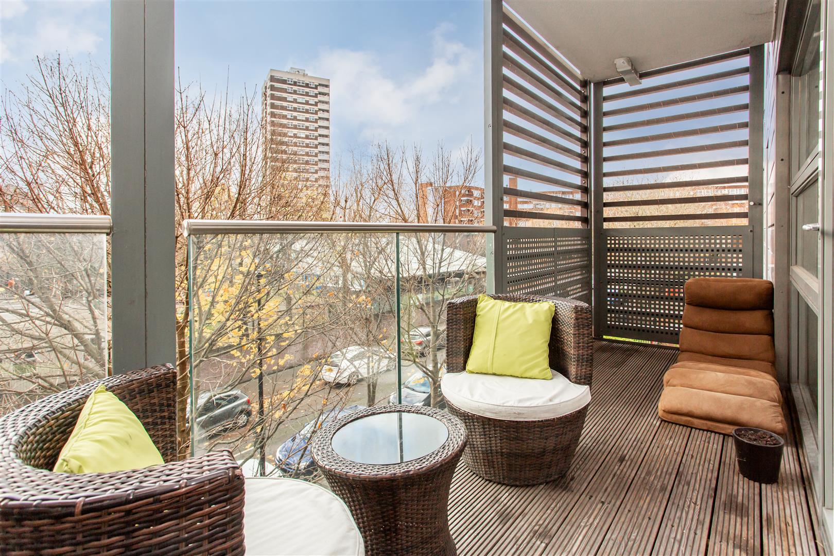 2 bed property in Kirkby Apartments, Mile End